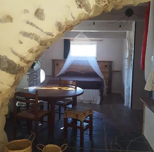 Dans Ancienne Bergerie En Pleine Garrigue Appartement *
